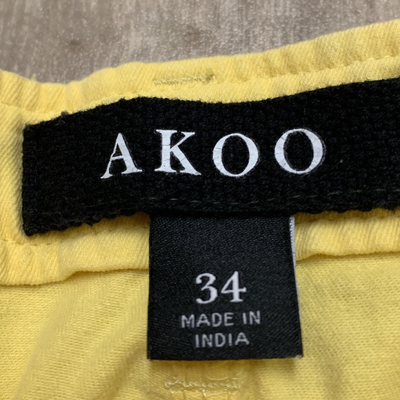 Mens AKOO Yellow Flat Front Casual Frayed Hem Chino Shorts - Picture 5 of 9
